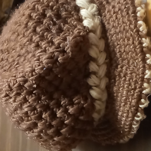Brown Lined Crochet Hat w Faux Fur and Felt Embellishments - Picture 5 of 7